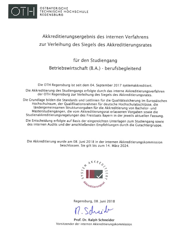 Urkunde  Akkreditierung OTH Regensburg